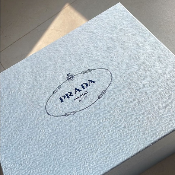 Prada Macro Sneakers new never used bought as a size 8.5 fits 7.5 - Picture 4 of 7